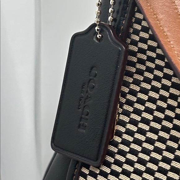 Coach Madison Carlyle Exploded Reps Brown/Black Leather Hobo Shoulder Bag Purse - Picture 9 of 16